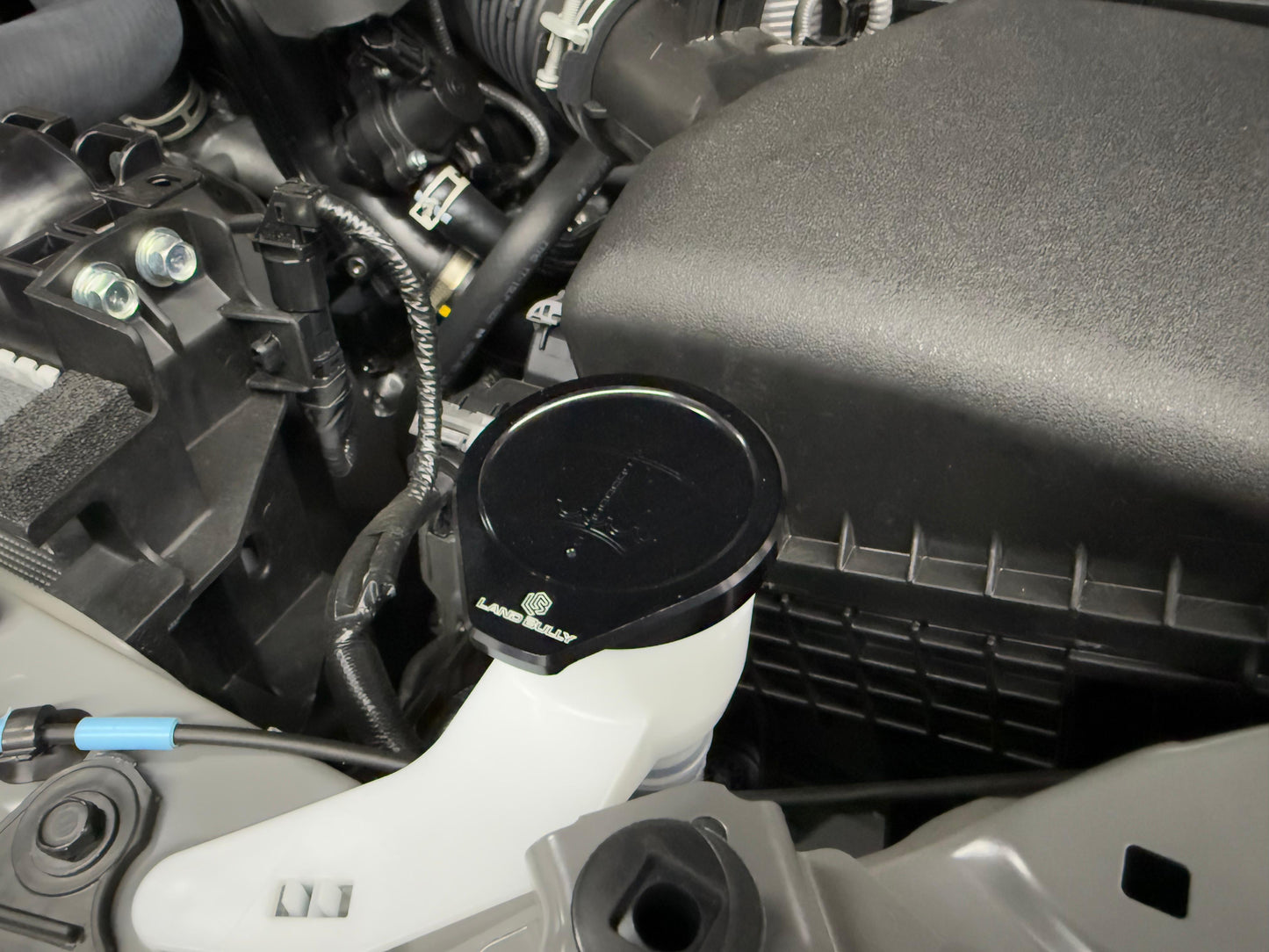 Land Bully | Washer Fluid Cap