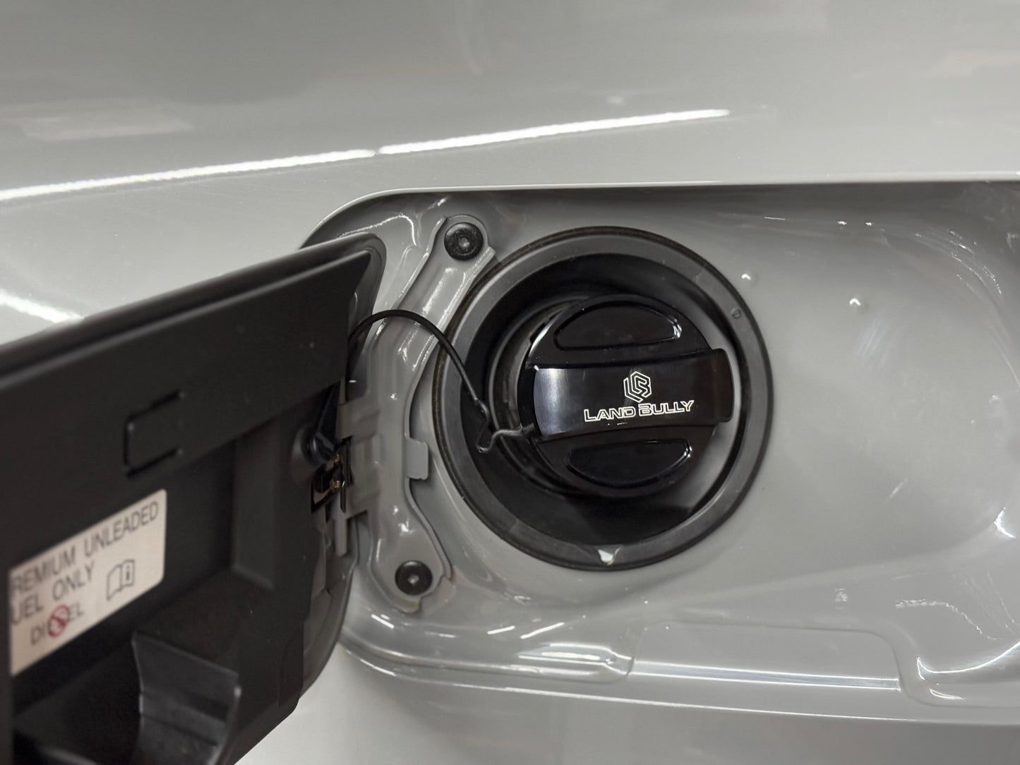 Land Bully | Gas Cap Cover