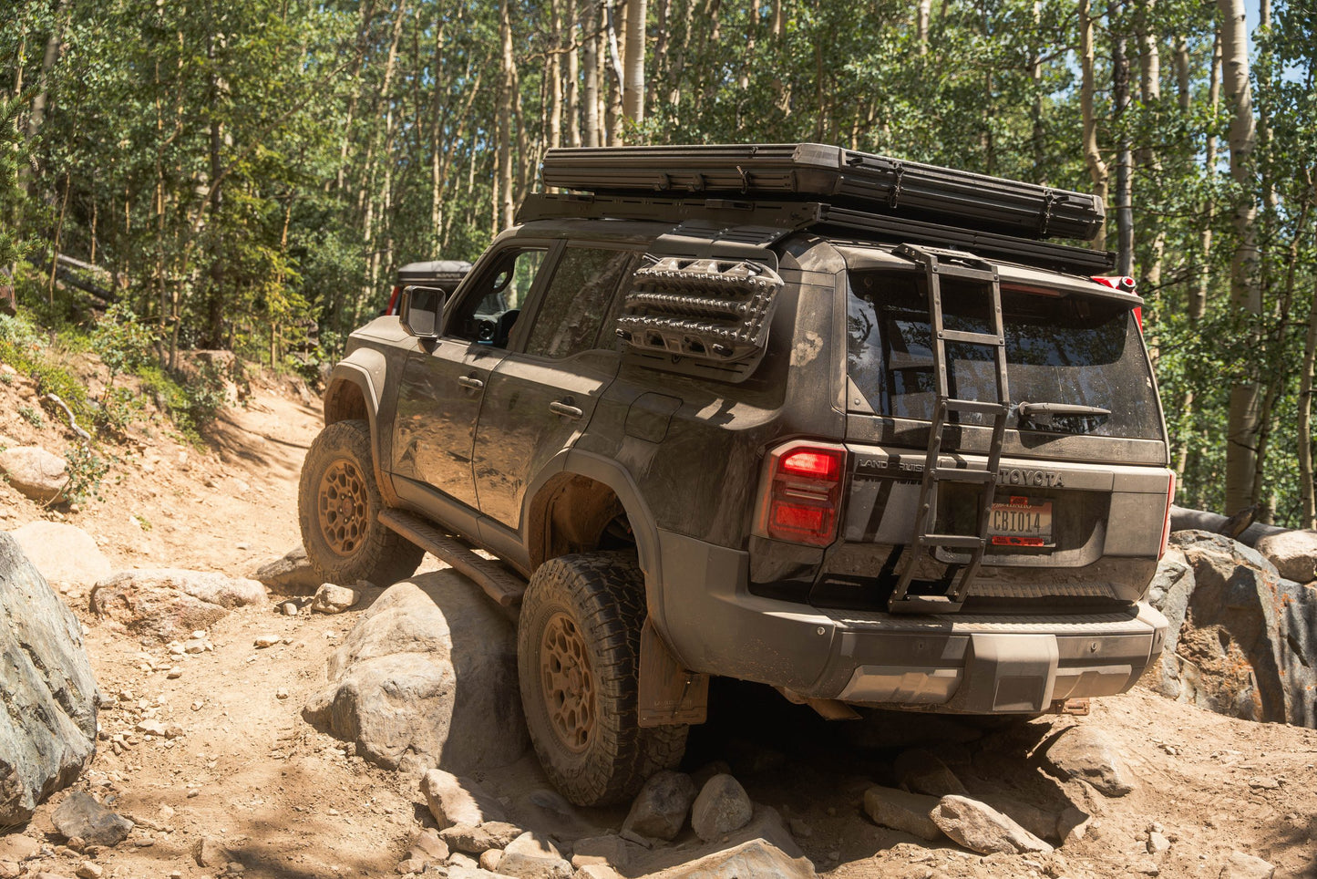 CBI | Kick-Out Overland Rock Sliders Lexus GX550/ Toyota Land Cruiser