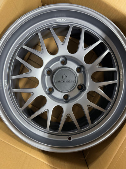 Land Bully | Mall Crawler Center Caps (Set of 4)