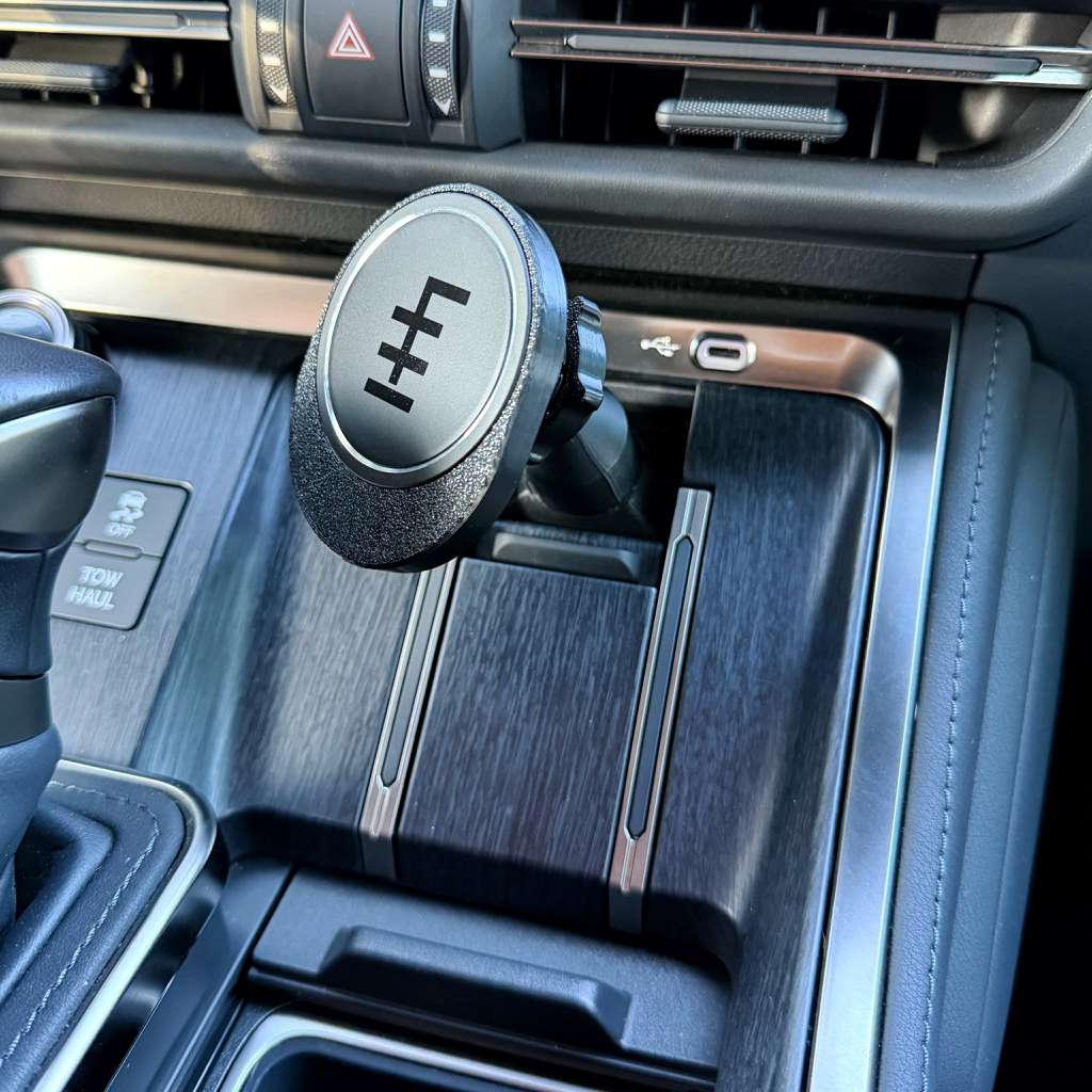 Fuel & Fire | Apple iPhone MagSafe Charger Mount