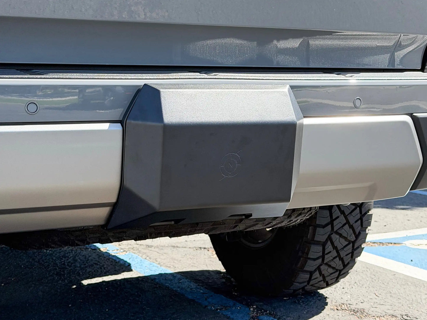 NYTOP | 2024-Current Lexus GX550 Rear Hitch Skid Cover