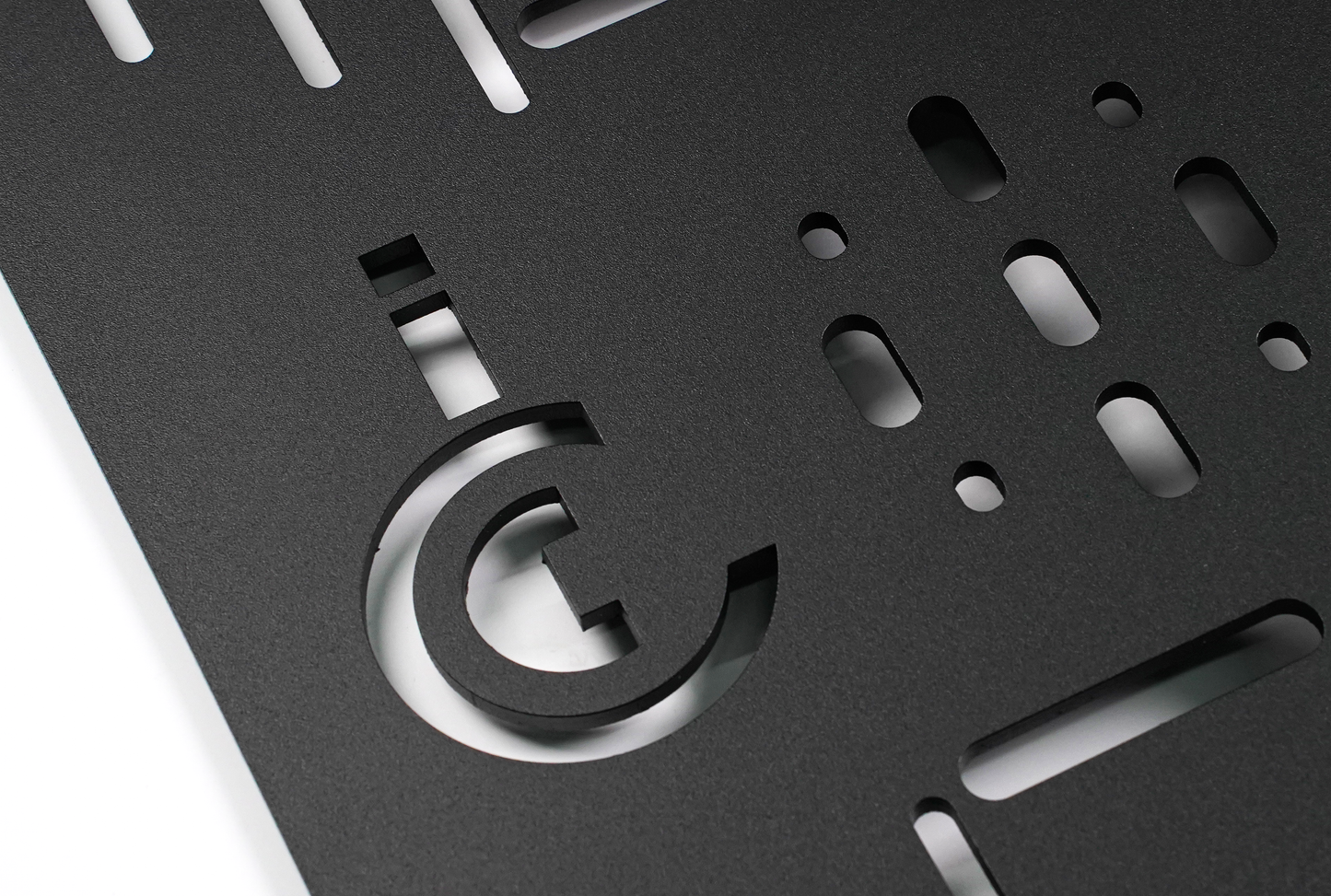 Prinsu | GX 550 Window Accessory Panel (Mounts to Roof Rack)