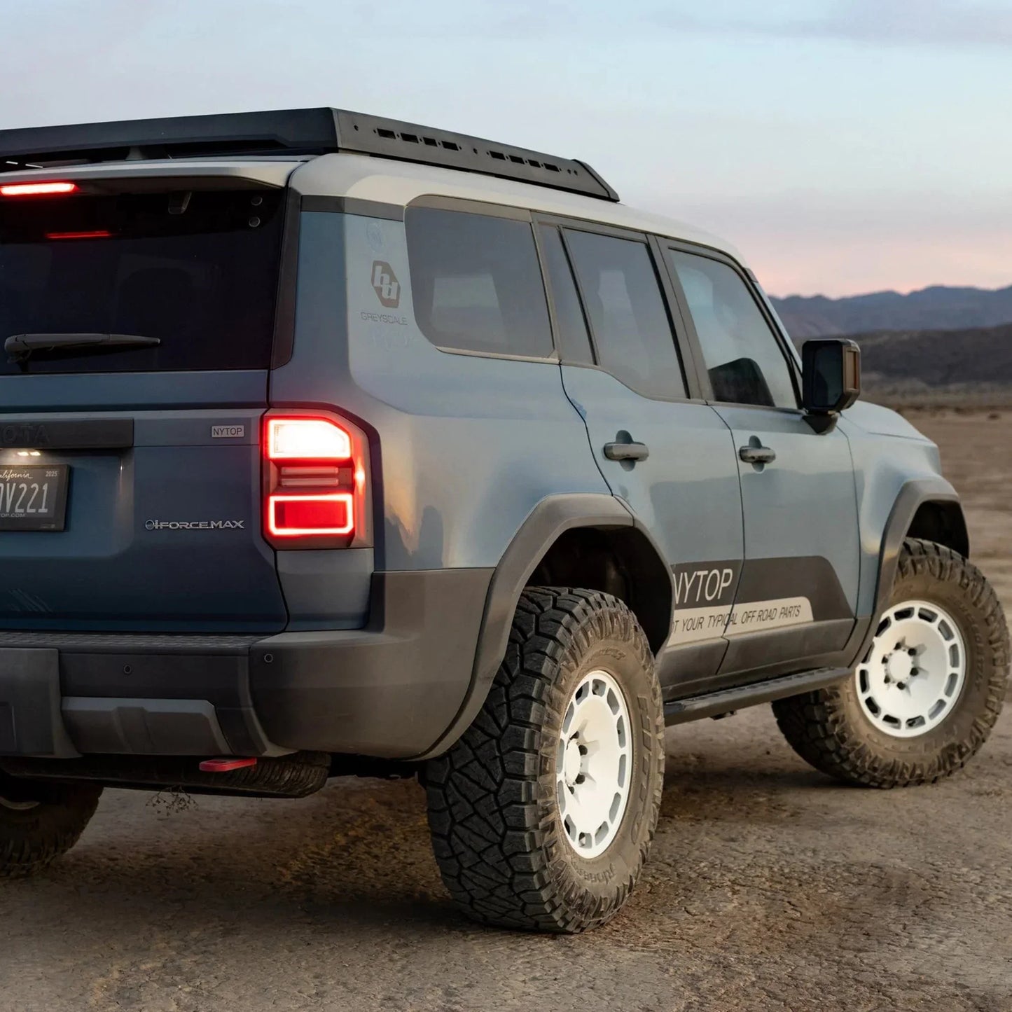 NYTOP | 2024-Current Lexus GX550/Toyota Land Cruiser Rock Sliders