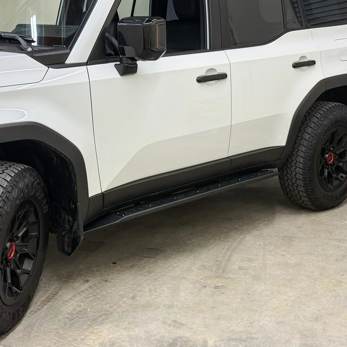 NYTOP | 2024-Current Lexus GX550/Toyota Land Cruiser Rock Sliders