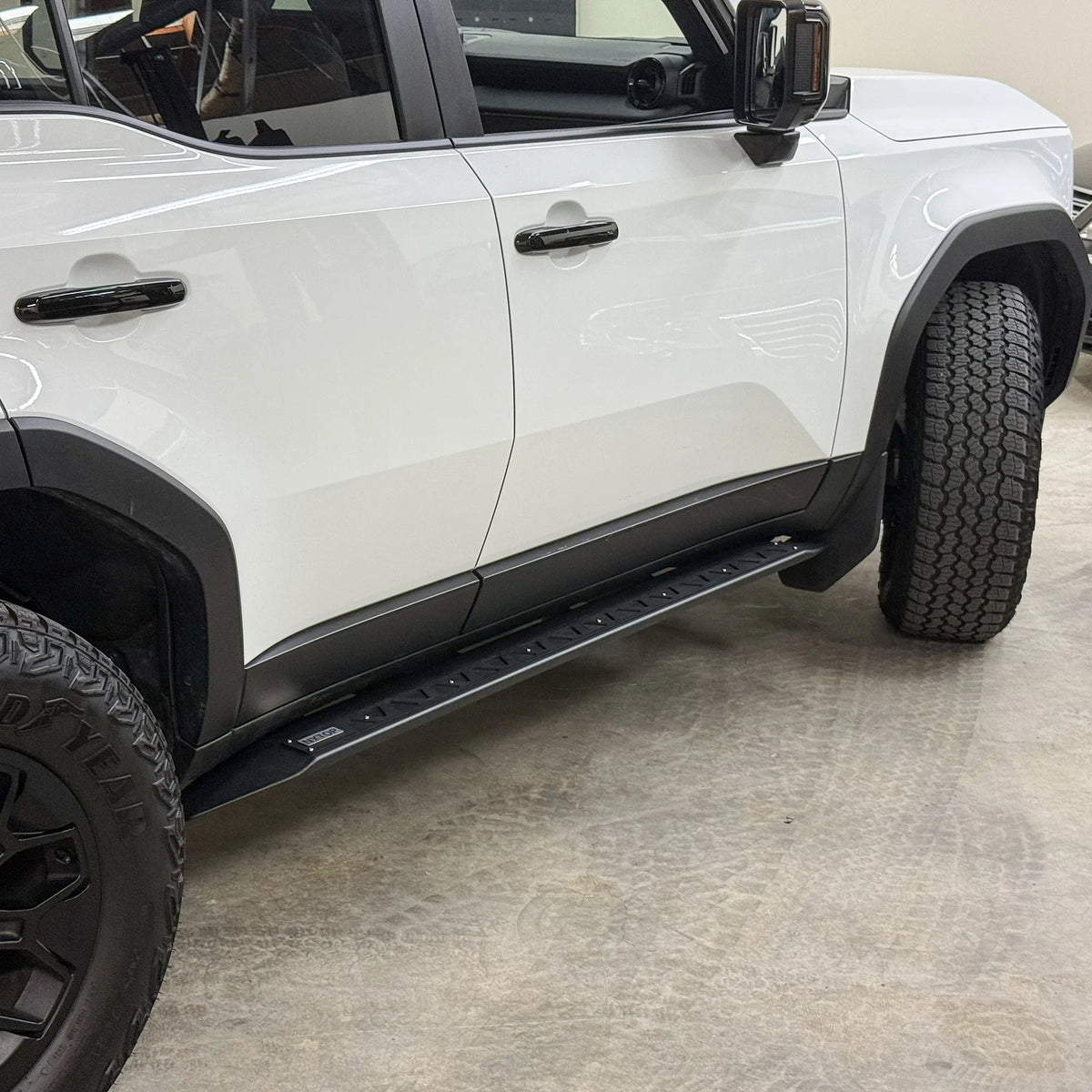NYTOP | 2024-Current Lexus GX550/Toyota Land Cruiser Rock Sliders