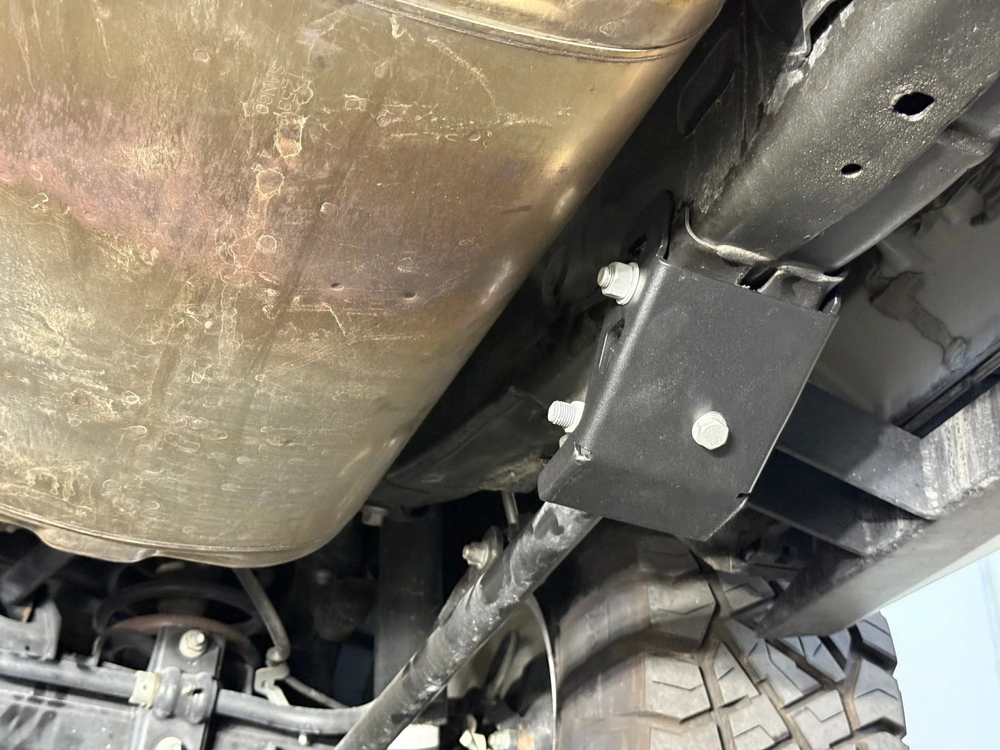 NYTOP | 2024-Current Lexus GX550/Toyota Land Cruiser Lower Trailing Arm Skid Plate Kit