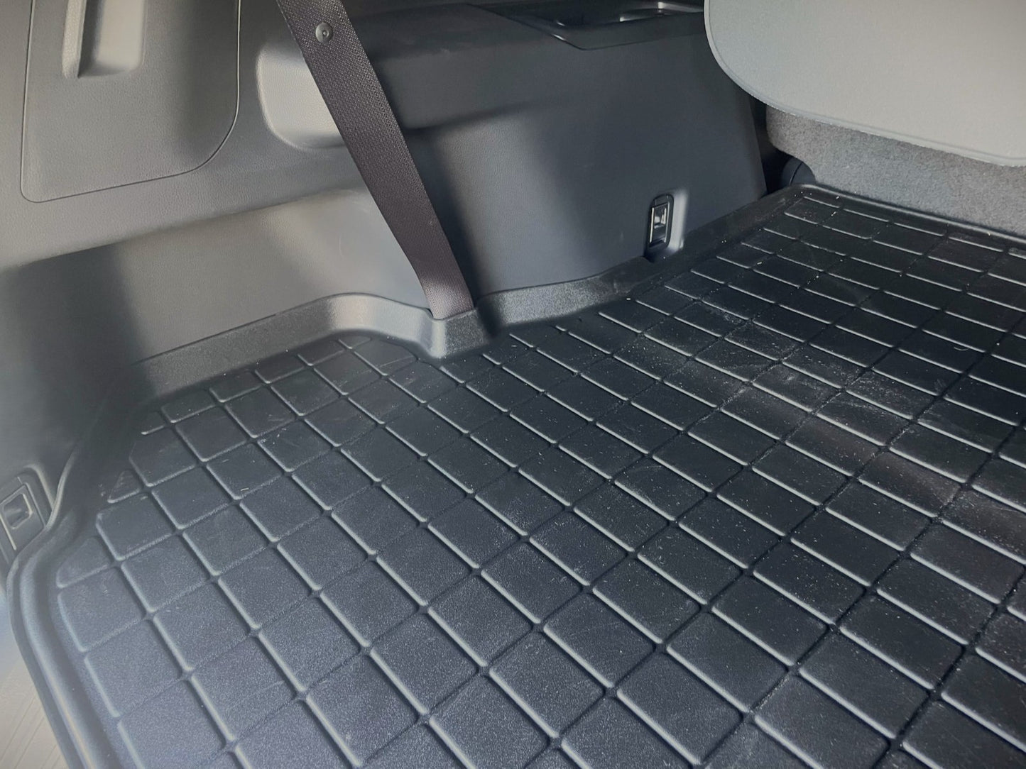 WeatherTech | Lexus GX 550 Cargo/Trunk Liner (Luxury & Premium Trim W/3rd Row Seats)